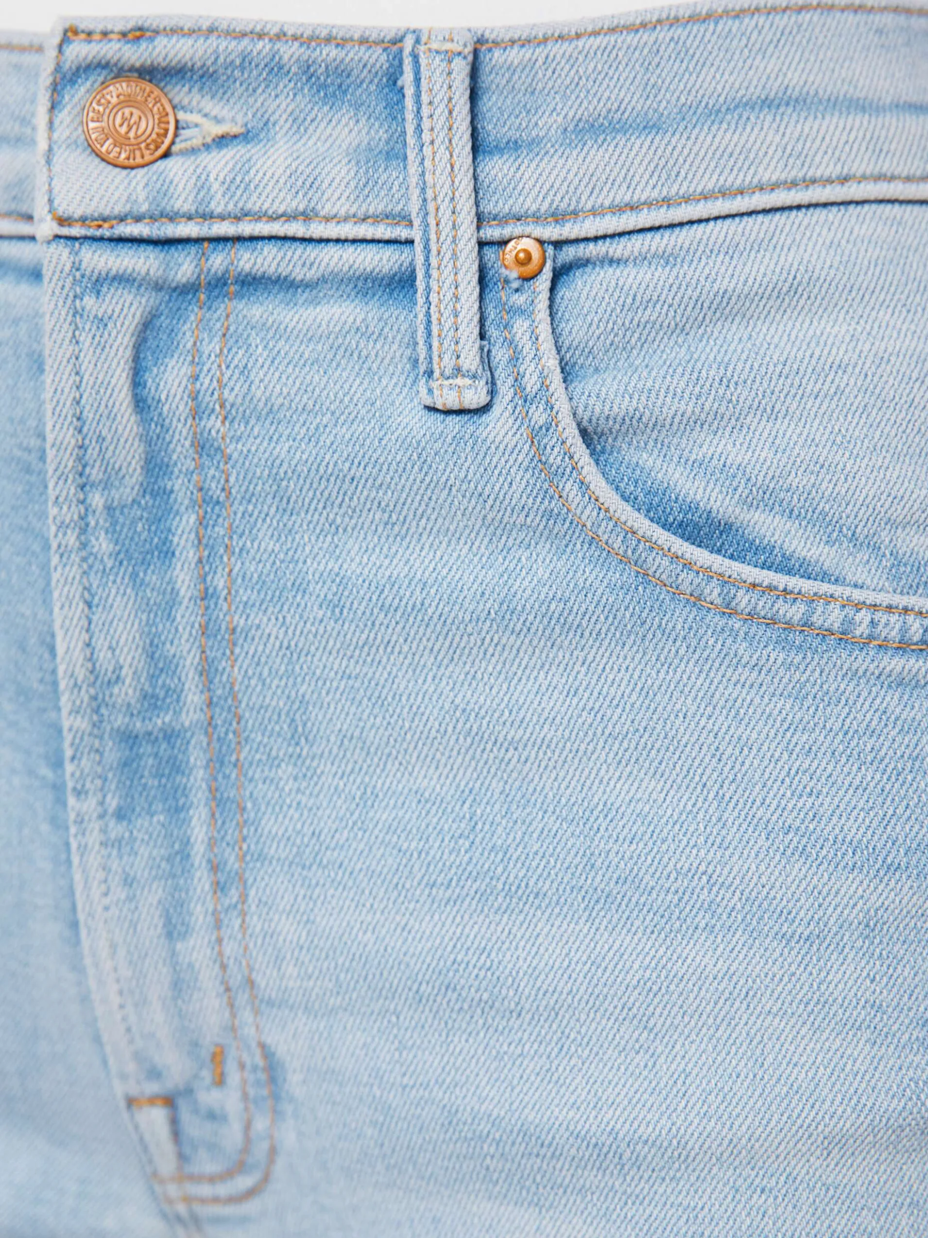 The Rambler Zip Slice Hover Fray