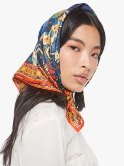The Scarf It Down