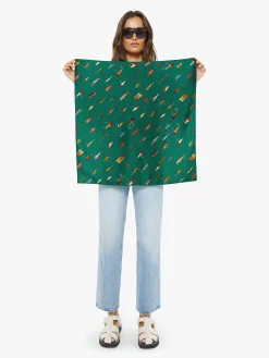 The Scarf It Down